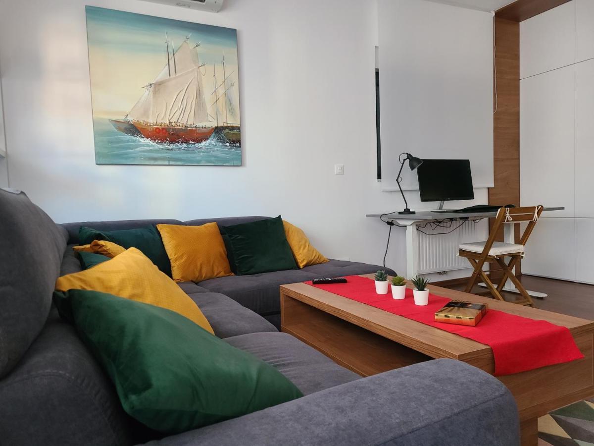 Modern 4-Star Luxury Apt - Wfh Ready, Free Parking Zagreb Luaran gambar