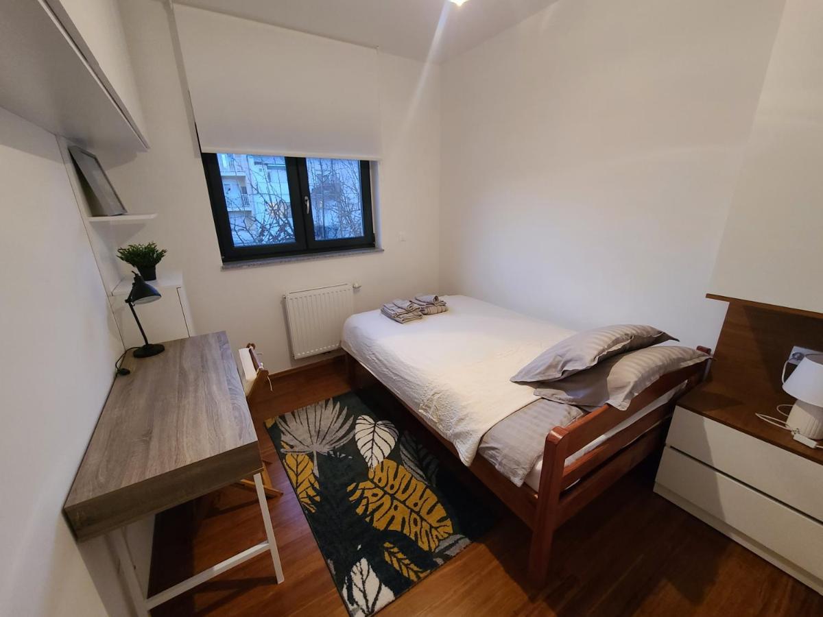Modern 4-Star Luxury Apt - Wfh Ready, Free Parking Zagreb Luaran gambar